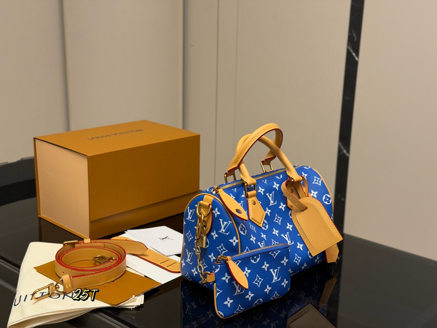 LV Speedy Handbag 3 327